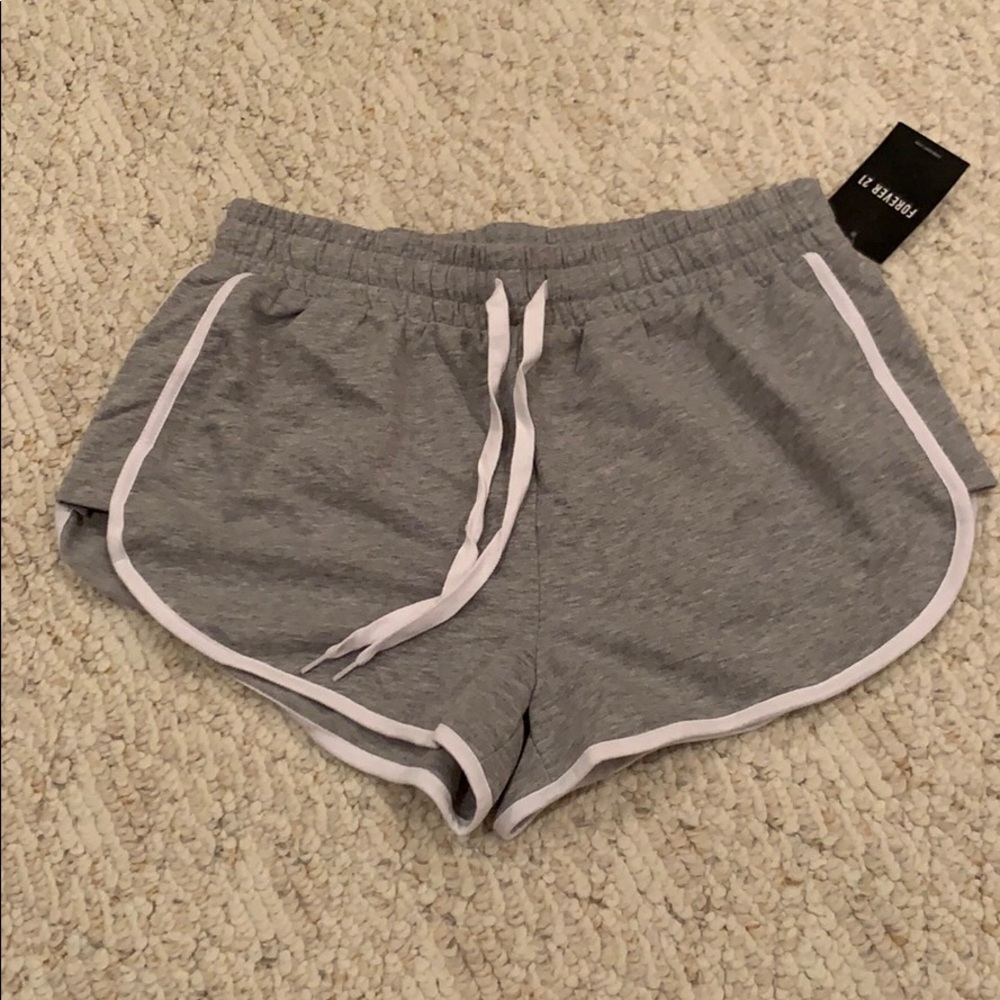 Gray Drawstring Contrast Trim Shorts